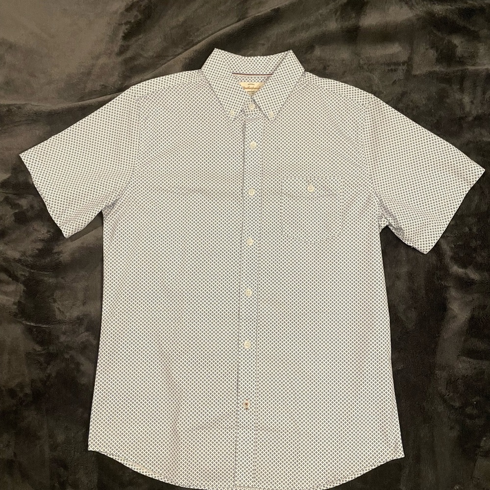 weather proof button down shirt (Mens M)